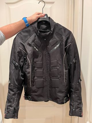 Chaqueta Moto Negra Hombre seminueva