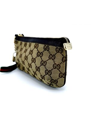 Pochette Gucci con Llavero Jackie in Buono Stato