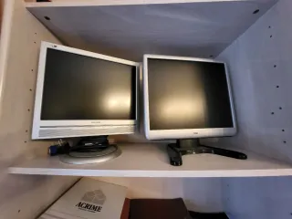 2 Pantallas AOC y Philips