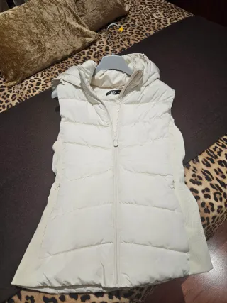 Chaleco Zara Talla M Beige