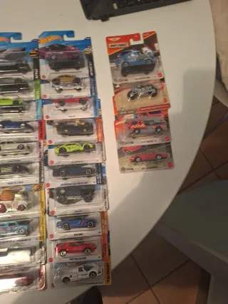 Hot Wheels - Lot de voitures miniatures