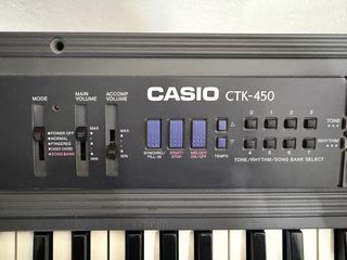Teclado Casio CTK-496
