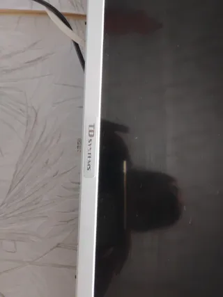 Urge vender,Televisión 25 Negra y Plateada