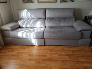 Sofá modular extensible y regulable