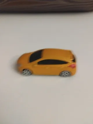 Coche Ford Focus Maisto a escala