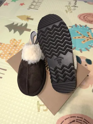 Zuecos Geographical Norway marrones