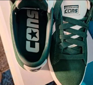 Zapatillas Nuevas, de la marca CONVERSE
