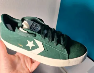 Zapatillas Nuevas, de la marca CONVERSE
