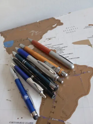 Lote de bolígrafos varios colores