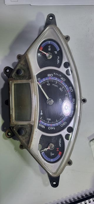 Cuadro de instrumentos Yamaha XMAX hasta 2010