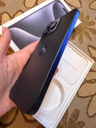 iPhone 15 Pro Max Azul