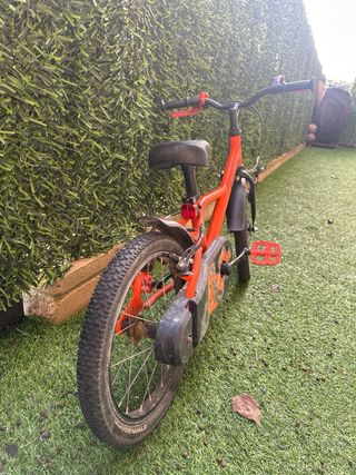 Bicicleta infantil B-Twin naranja