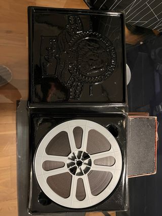 Súper 8 Cantando bajo la lluvia, y Americano París