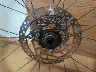 Ruedas Mavic Aksium Disc