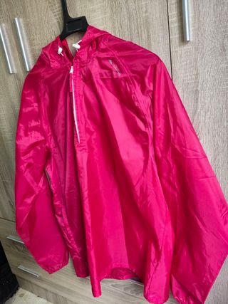 Chubasquero cortavientos Quechua rosa