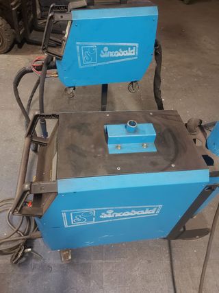 Saldatrice a filo Lincoln 400A