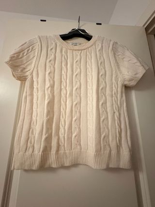 Chaleco de punto trenzado manga corta