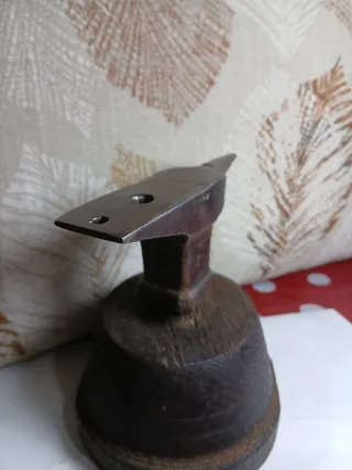 Yunque Relojero Pequeño