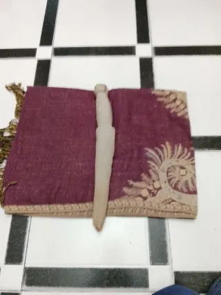 Espada ritual de piedra