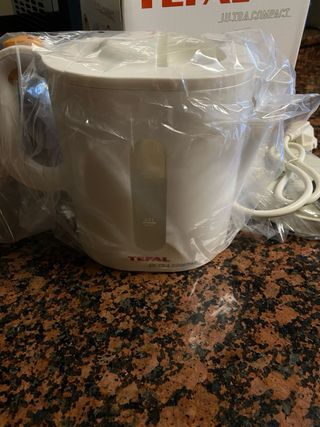 Hervidor de agua Tefal Ultra Compact 1L