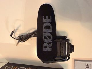 Micrófono RØDE VideoMic Pro+ Shotgun
