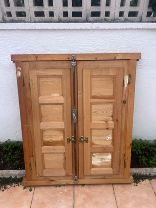Ventana de madera