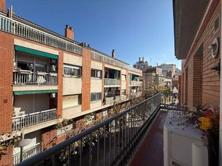 Piso en venta en El Guinardó en Barcelona