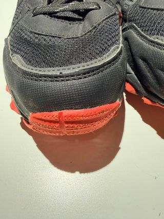 Zapatillas Mountain Pro T.40 Negras Rojas