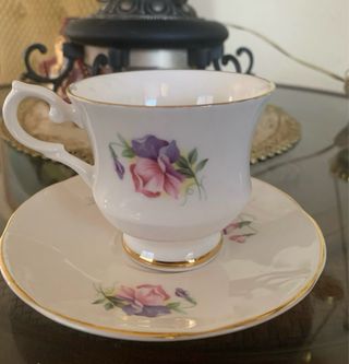 Taza de  porcelana inglesa