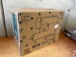 Máquina de coser Alfa Praktik 7