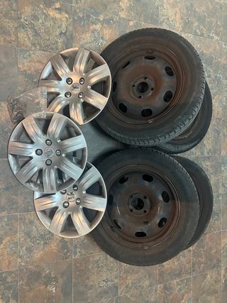 Llantas y neumáticos