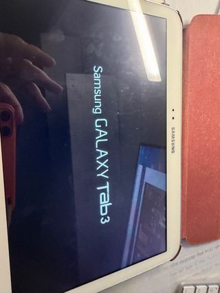 Samsung Galaxy Tab3 Roja