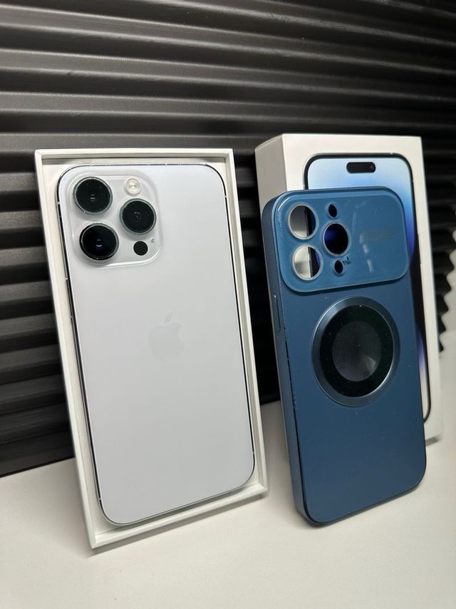 iPhone 14 Pro Max Azul/Plateado