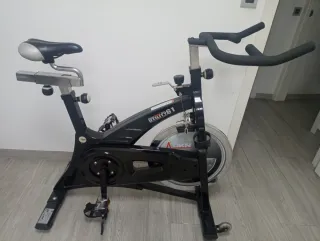 Bicicleta Spinning Estática. Dkn utility 61