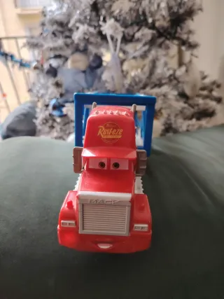 Camión Mack Cars de Mattel