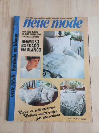 Varias revistas de labores, bordado y ganchillo