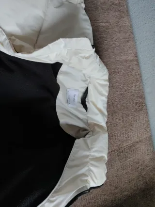 Cazadora acolchada blanca