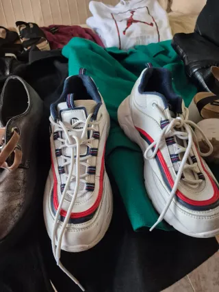 Lote Ropa y Zapatos Varios