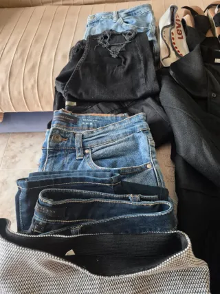 Lote Ropa y Zapatos Varios