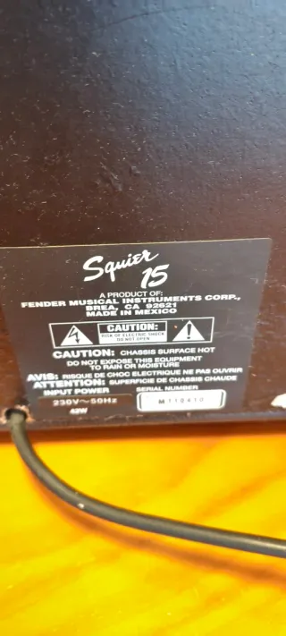 Amplificador Fender Squier 15
