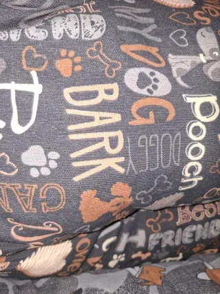 2 Lettini per Cani con Design Divertente