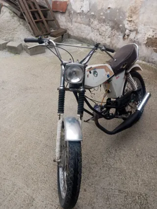 Moto Puch B11