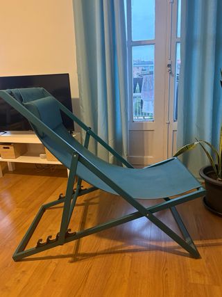 Hamaca Maisons du Monde. La tela se puede mojar.