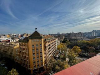 Oficina en alquiler en Paseo Independencia en Zaragoza