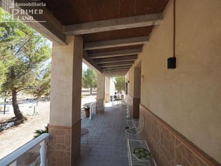 Chalet en venta en Tomelloso