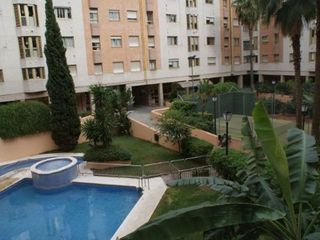 Piso en alquiler en La Buhaira en Sevilla