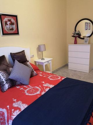 Piso en alquiler en La Buhaira en Sevilla