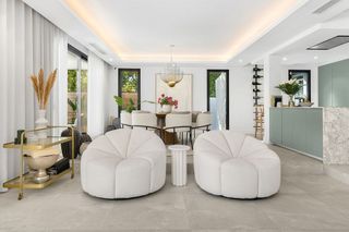 Chalet en alquiler en Los Naranjos - Las Brisas en Marbella