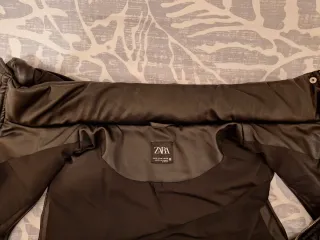 Chaleco acolchado Zara mujer negro