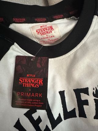 Camiseta Stranger Things Hellfire Club